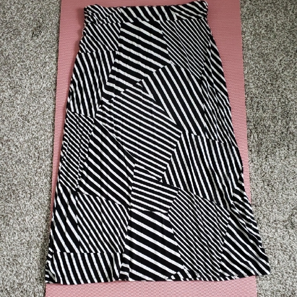 Liz Claiborne Maxi Skirt